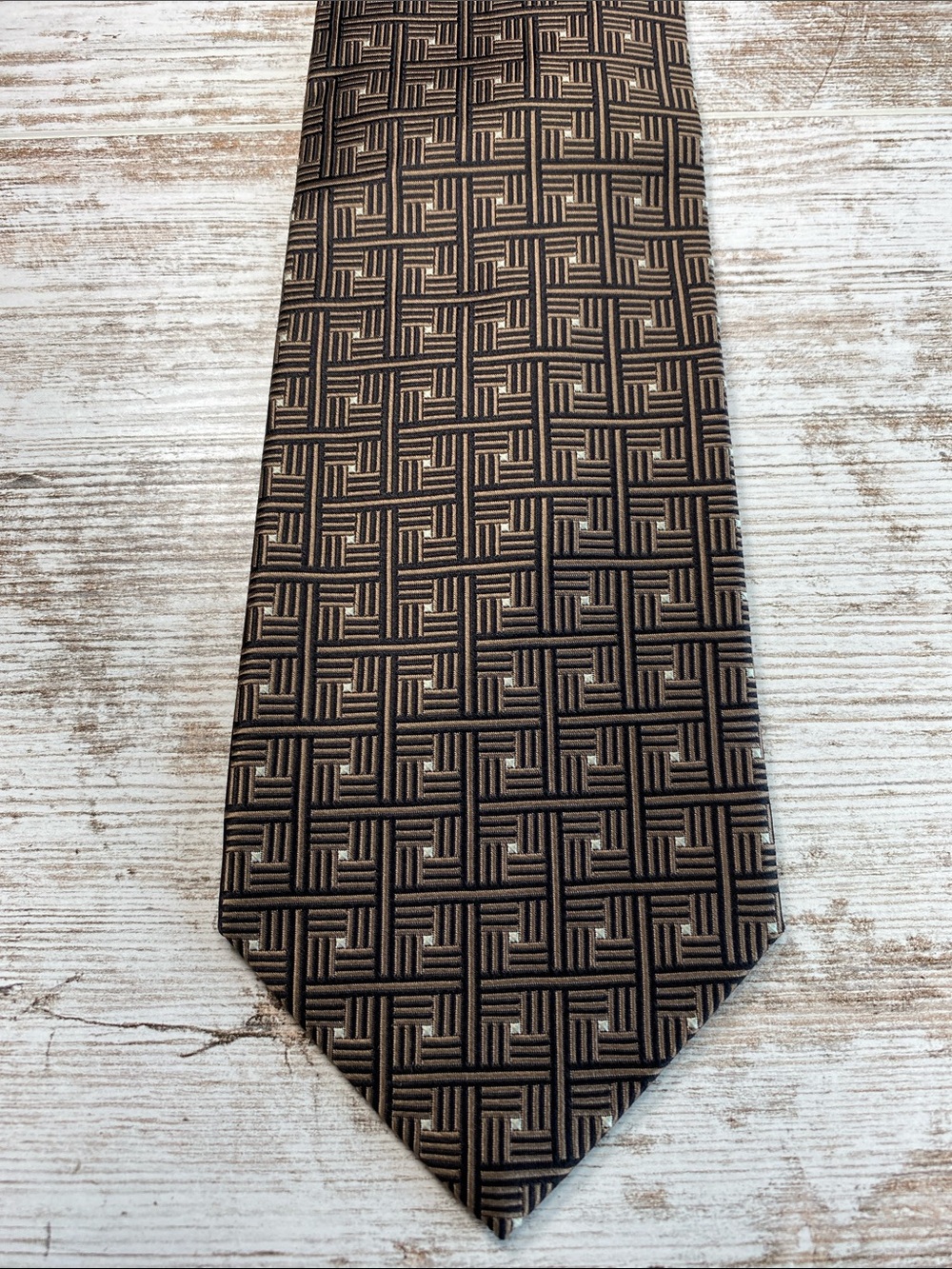 Burma Bibas Brown Geometric Pattern 100% Silk Wide Vintage Men's Tie 57x4